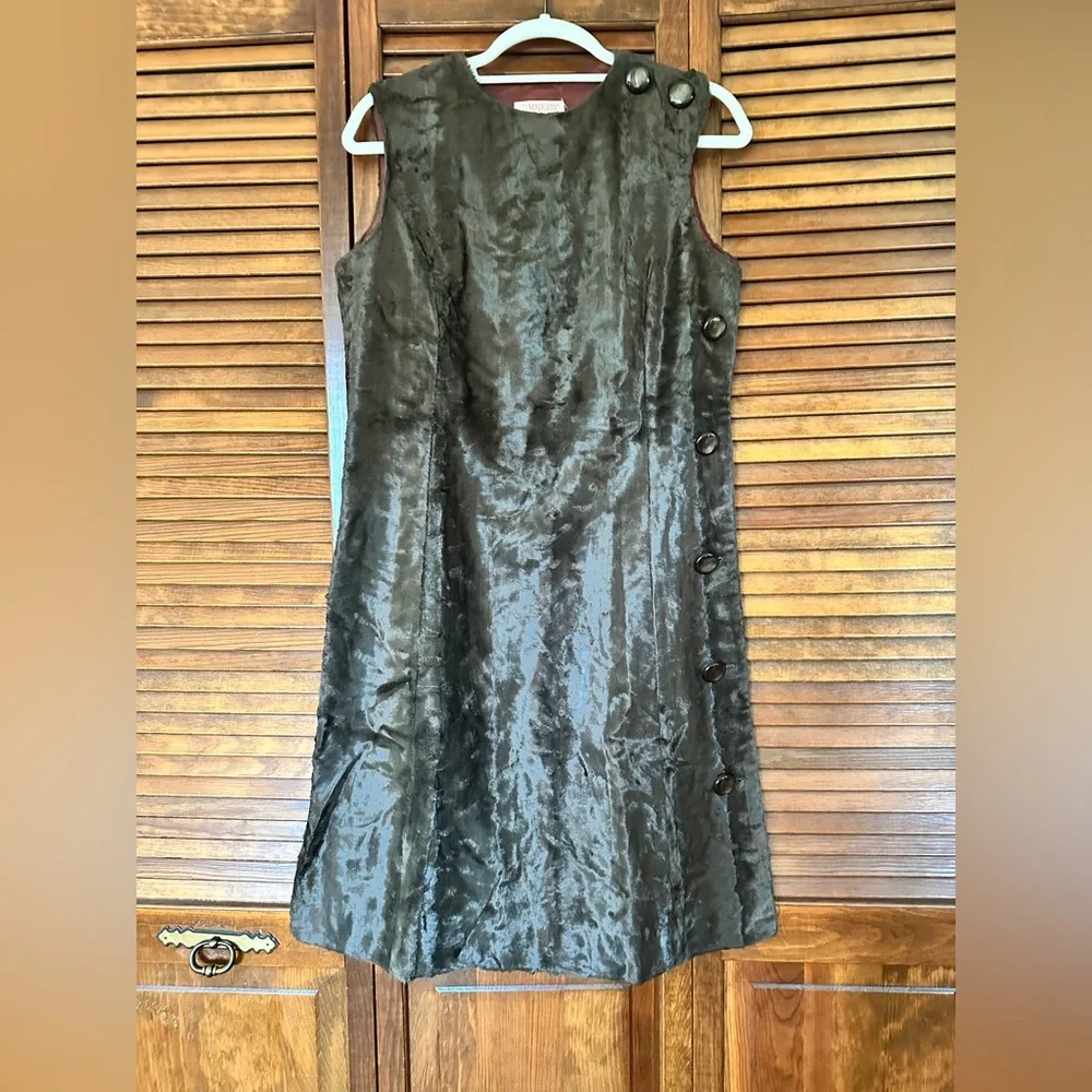 1960s vintage It’s Majestic mod brown faux fur velvet dress in size large.